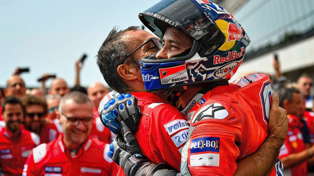 Traguardi. Andrea Dovizioso, tra l’asfalto e la terra - immagine