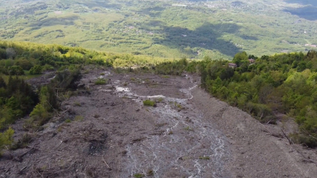 Post alluvione, il sopralluogo del presidente de Pascale a Palagano - immagine