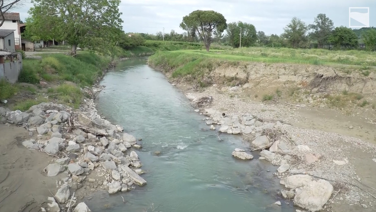 Nei luoghi dell'alluvione. Il sopralluogo sul torrente Marzeno, in provincia di Ravenna - immagine