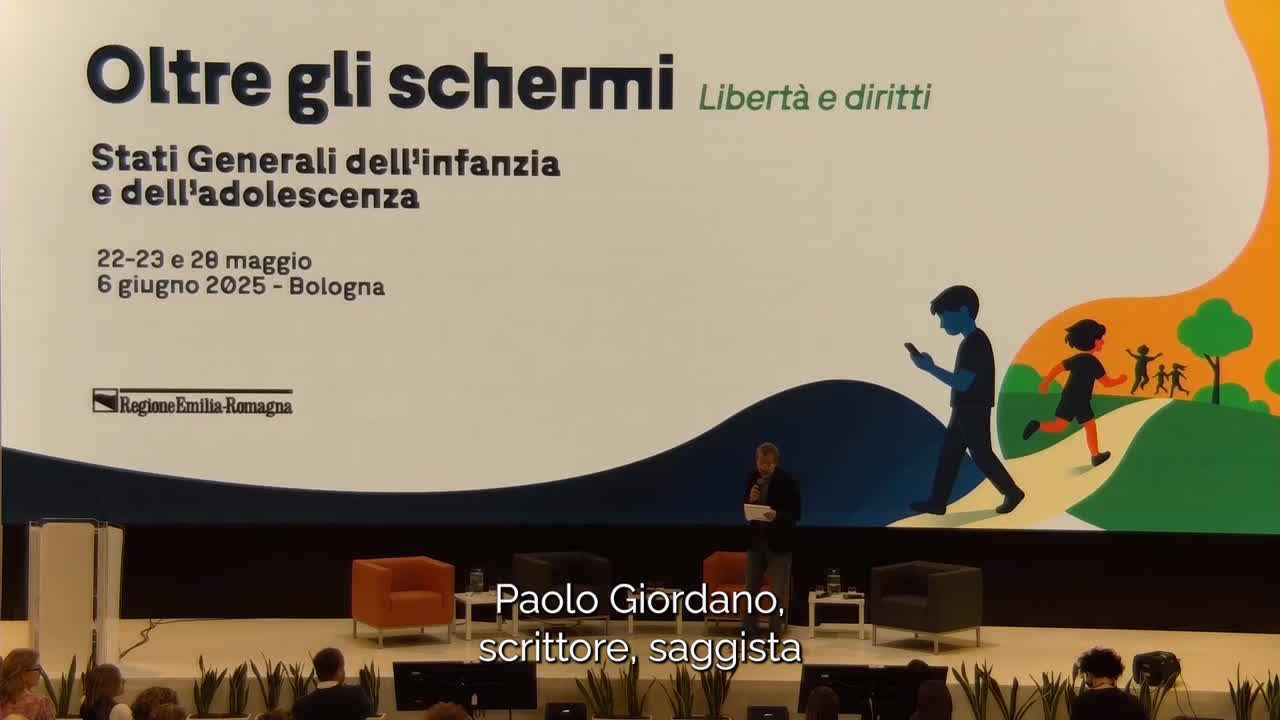 Intervista a Paolo Giordano agli Stati Generali dell'infanzia e dell'adolescenza - immagine