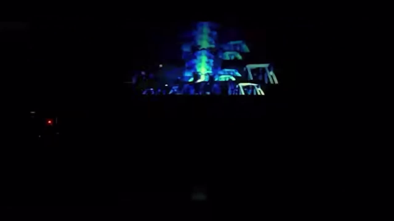 Pale Blu Dot, la performance teatrale - immagine